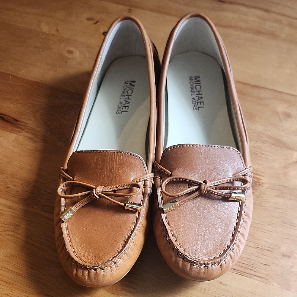 Michael Kors Tan Leather Loafers with Bow